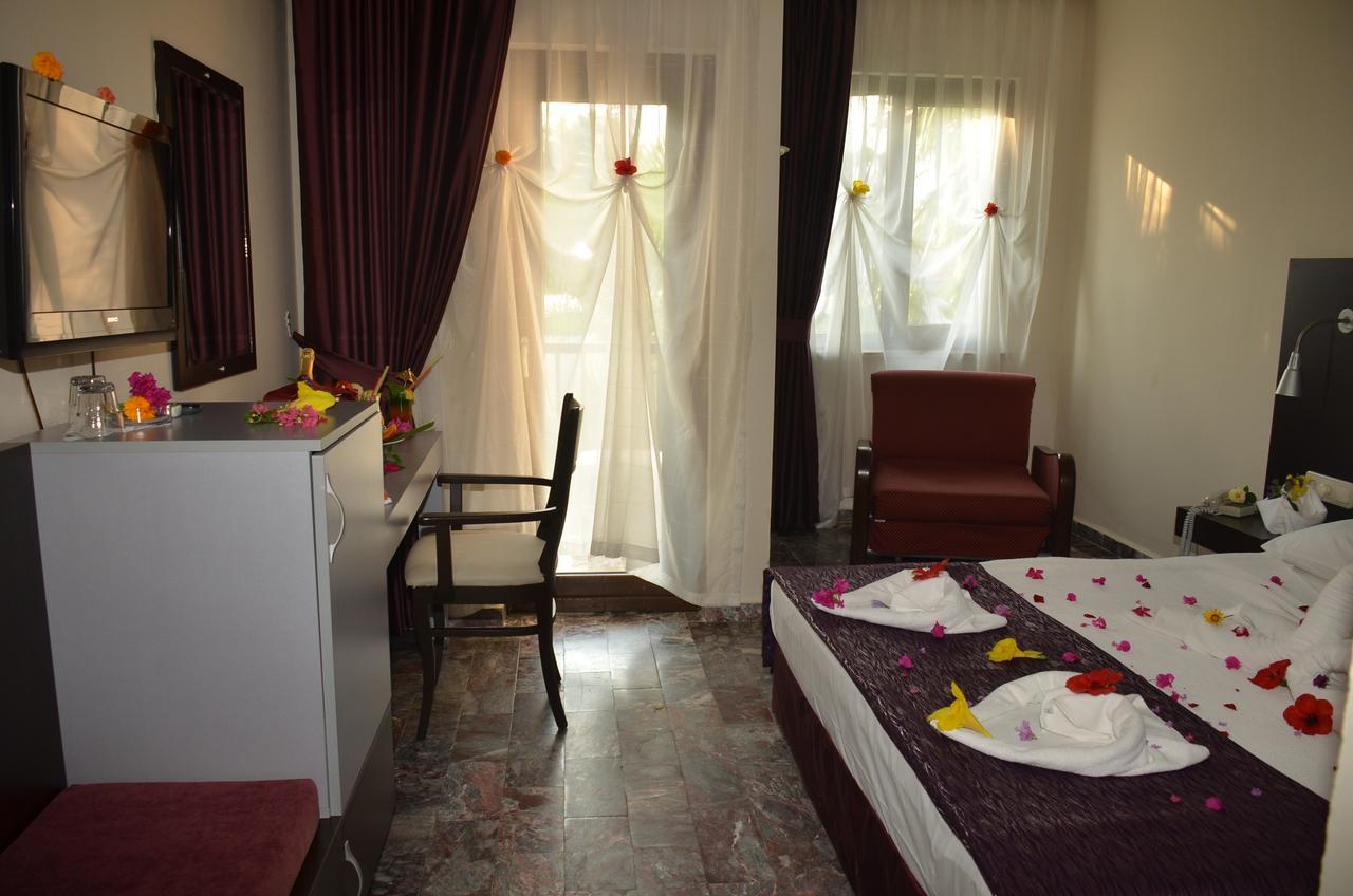Club Akman Beach Çamyuva 外观 照片